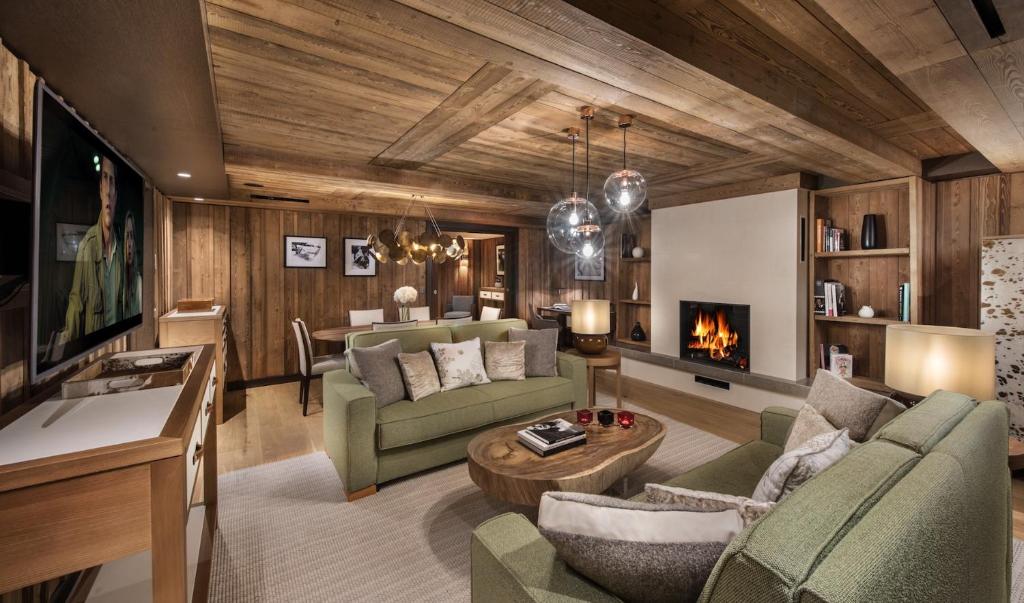 Hotel Barriere Les Neiges Courchevel hotel pied des pistes 4