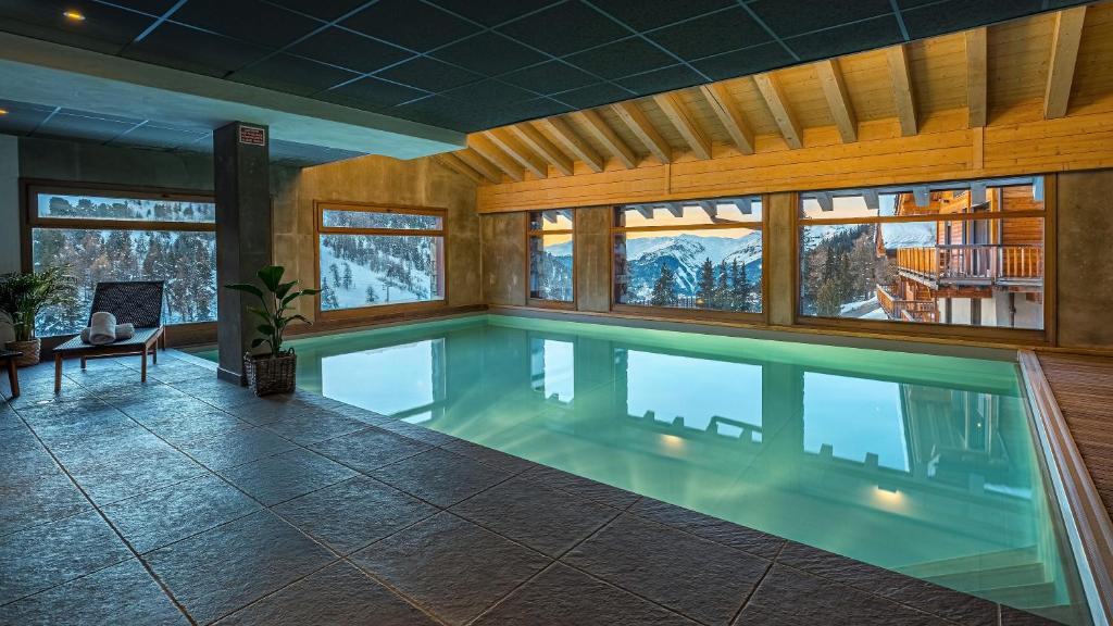 Hotel Carlina by Les Etincelles hotel pied des pistes 2