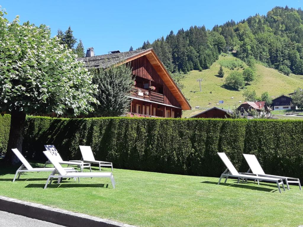 Hotel Chalet Les Ecureuils Restaurant Sauna Spa Garage hotel pied des pistes 11