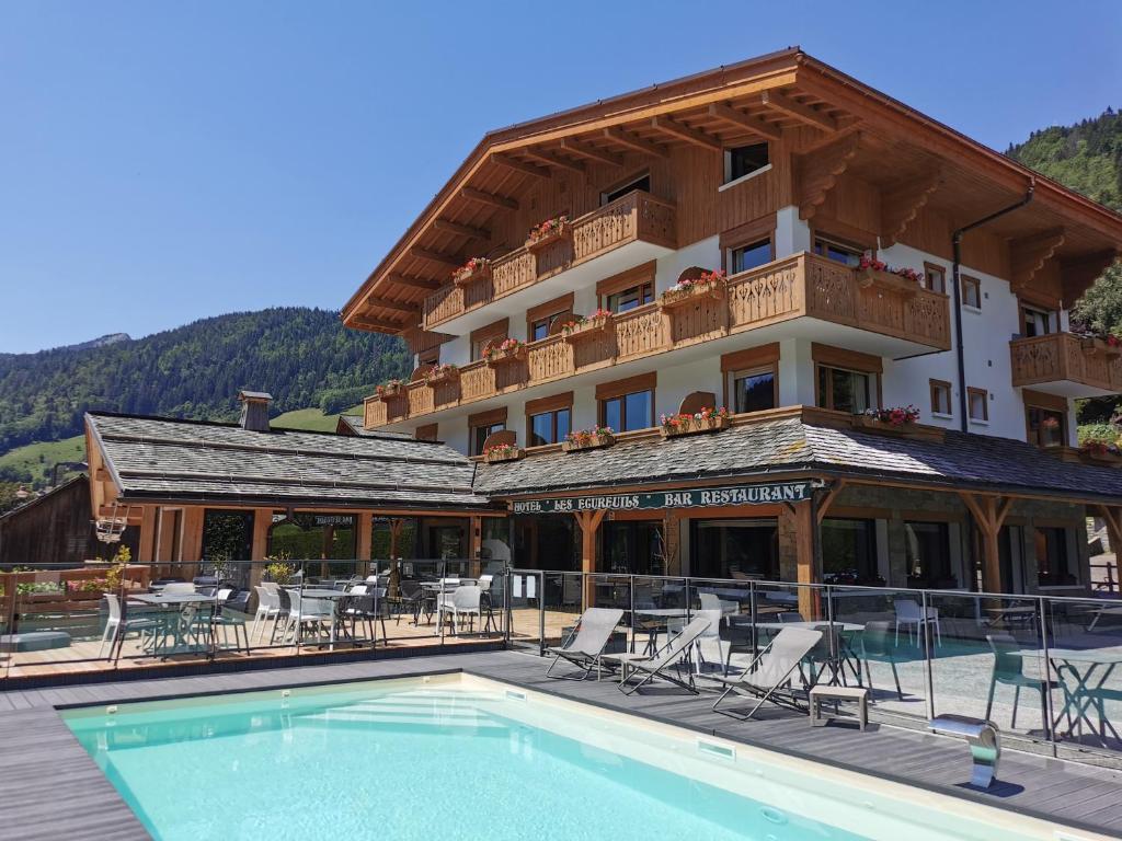 Hotel Chalet Les Ecureuils Restaurant Sauna Spa Garage hotel pied des pistes 6