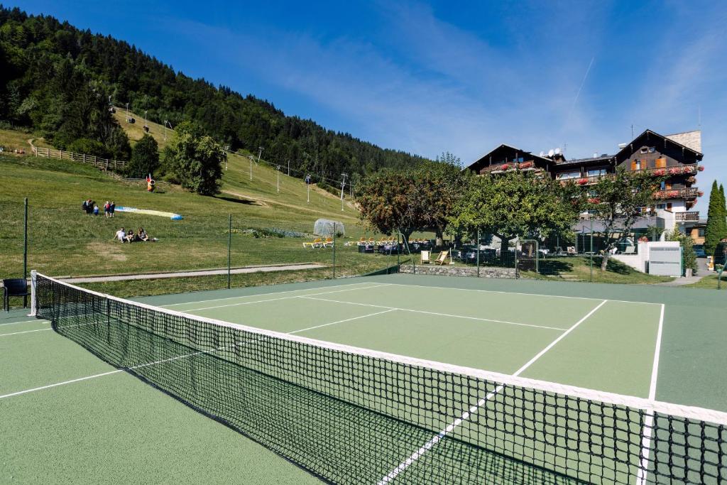 Hotel Champs Fleuris Morzine hotel pied des pistes 3
