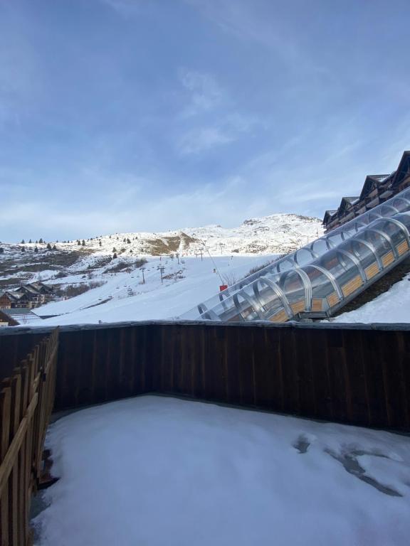 Hotel Club Les Carrettes hotel pied des pistes 19