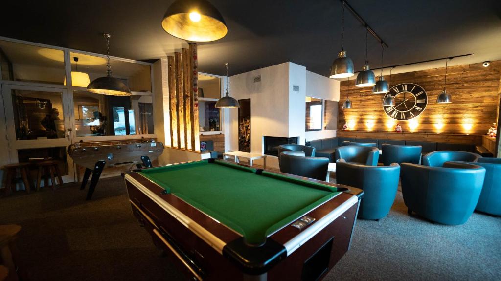 Hotel Club Les Carrettes hotel pied des pistes 4