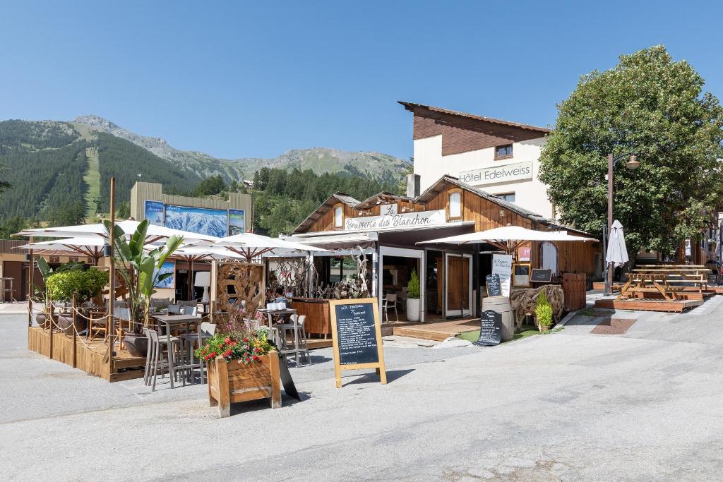 Hotel Edelweiss hotel pied des pistes 4