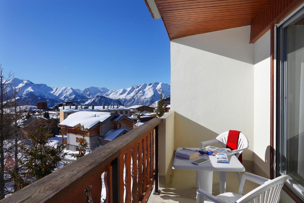 Hotel Eliova Le Chaix hotel pied des pistes 11