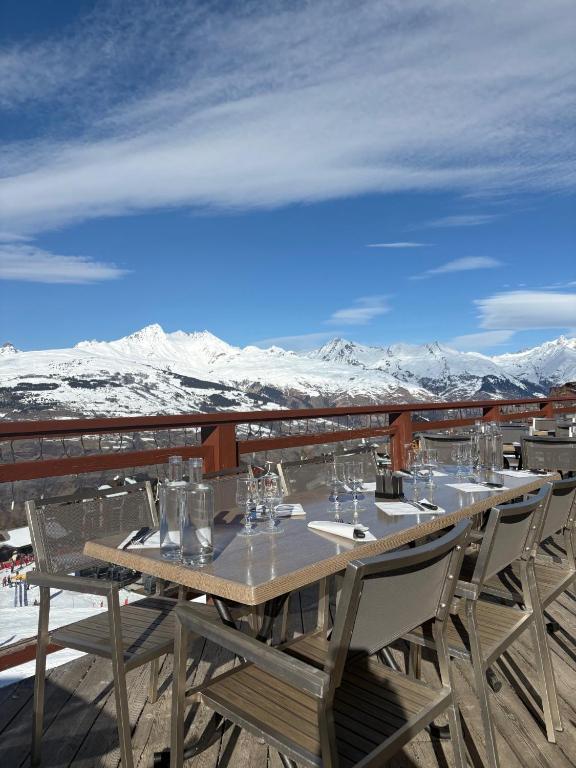 Hotel Emeraude hotel pied des pistes 13