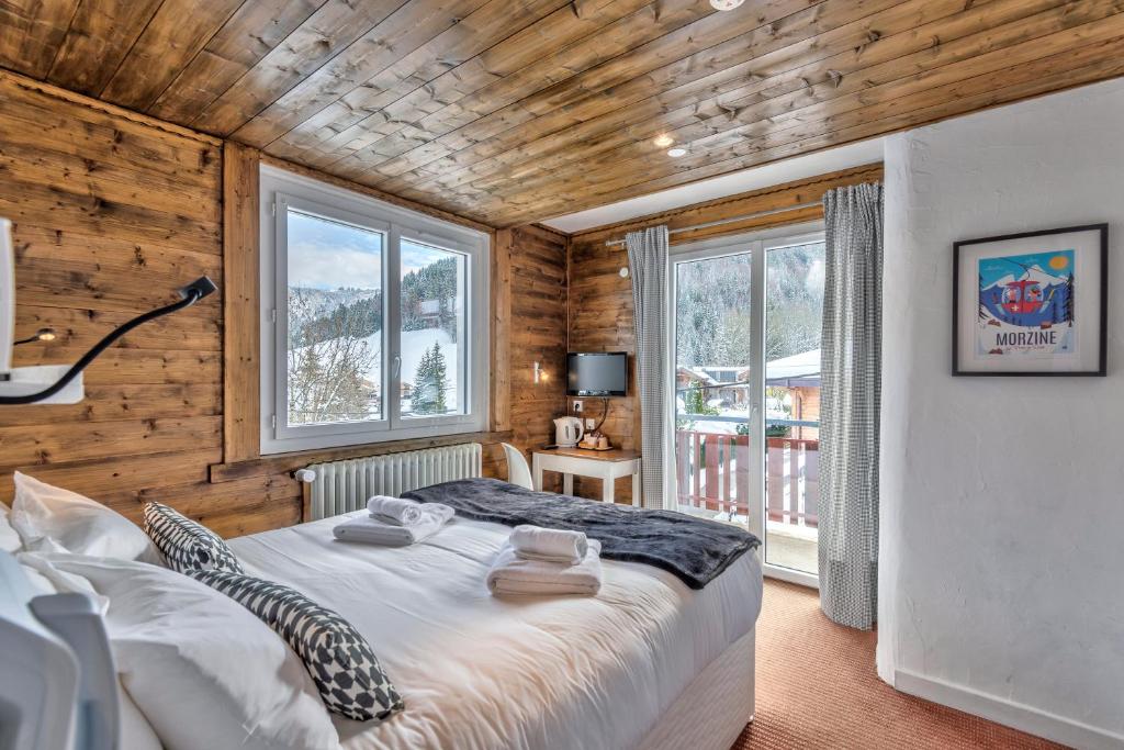 Hotel La Chaumiere hotel pied des pistes 1