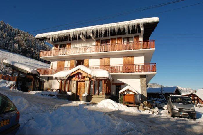 Hotel La Chaumiere hotel pied des pistes 18