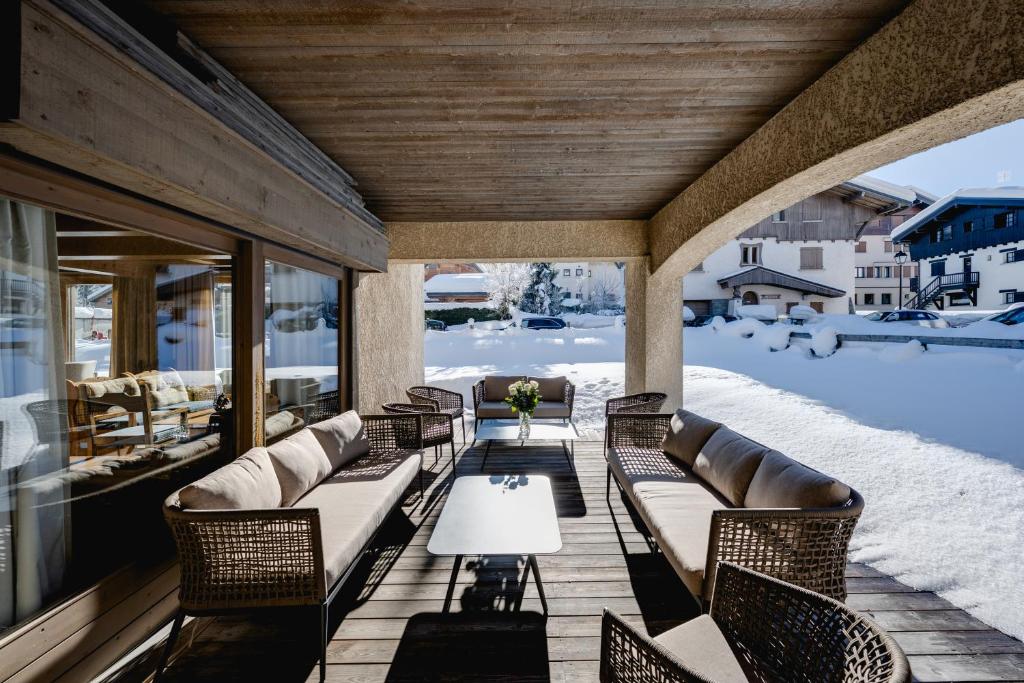 Hotel La Grange dArly hotel pied des pistes 15
