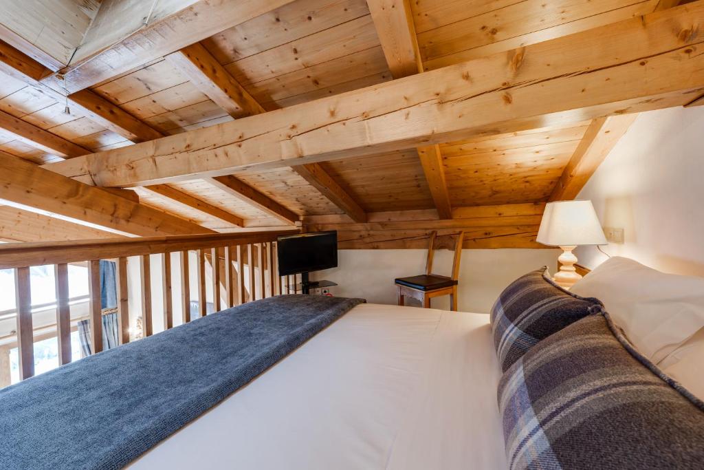 Hotel La Grange dArly hotel pied des pistes 4