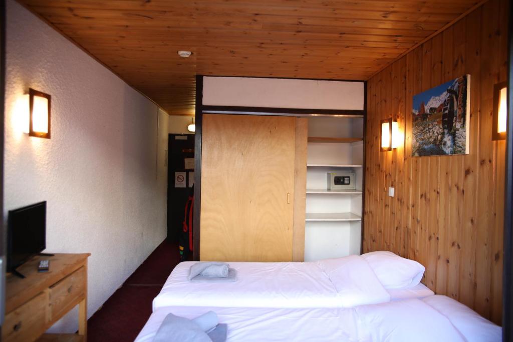 Hotel Le Cairn hotel pied des pistes 19