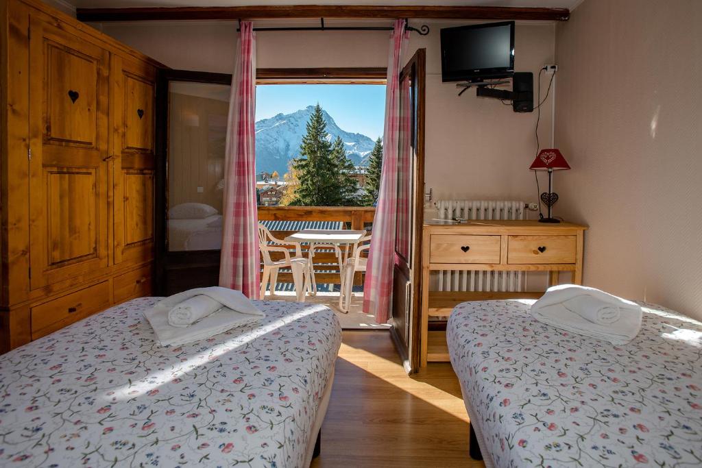 Hotel Le Cairn hotel pied des pistes 5