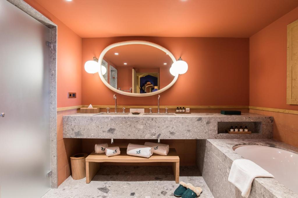 Hotel Le Coucou Meribel hotel pied des pistes 3