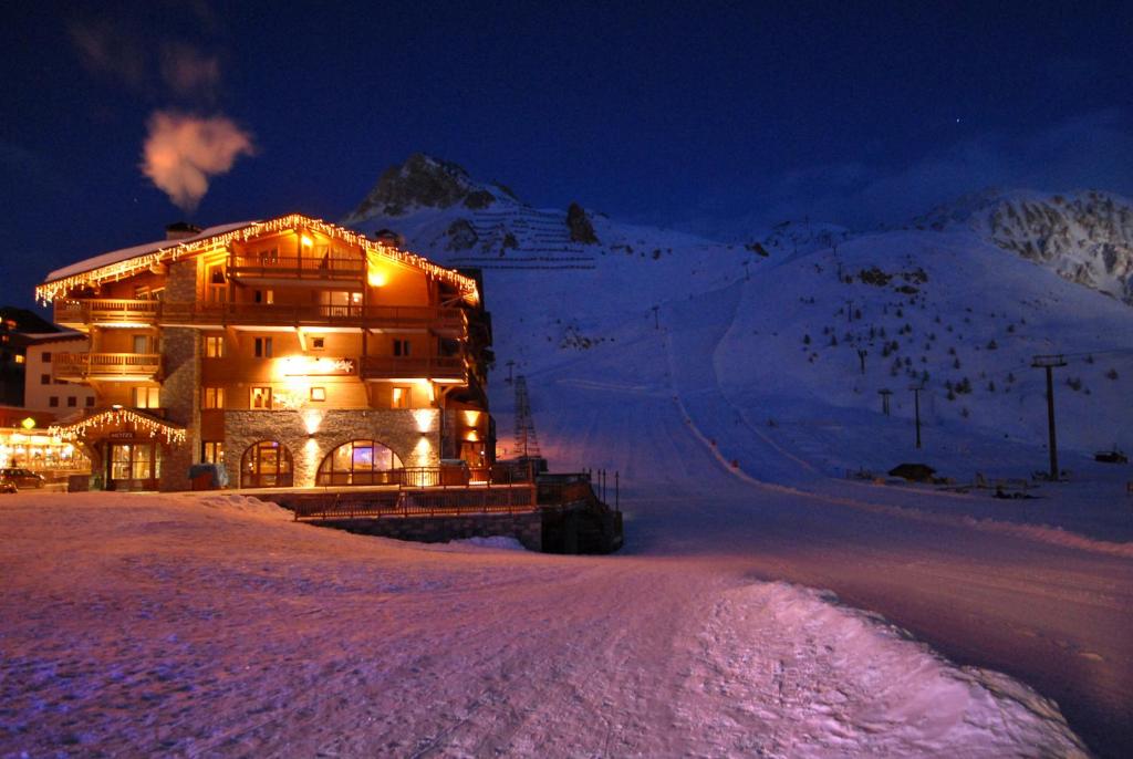 Hotel Le Levanna by Les Etincelles hotel pied des pistes 18