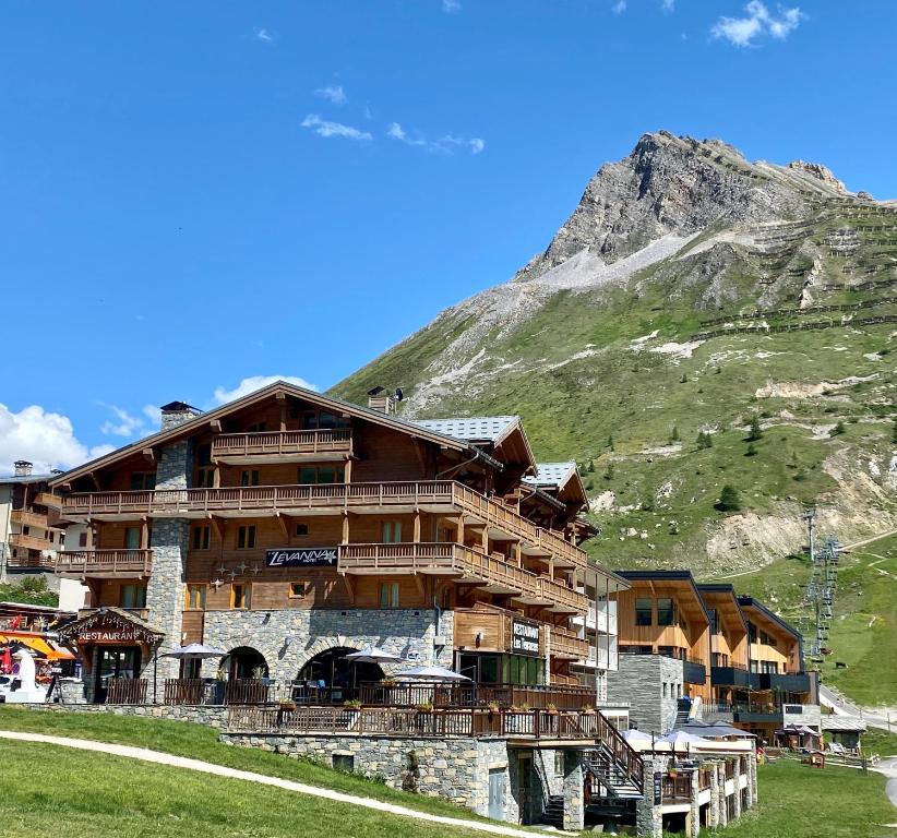 Hotel Le Levanna by Les Etincelles hotel pied des pistes 7