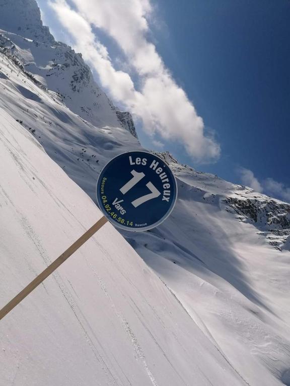 Hotel Le Lievre Blanc hotel pied des pistes 17