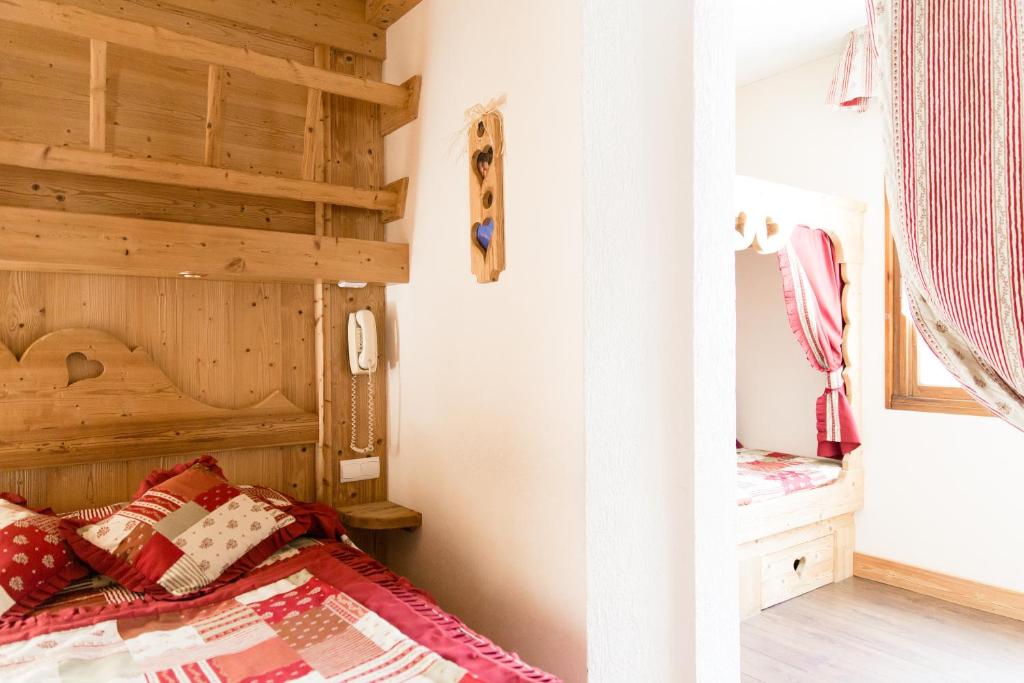 Hotel Le Sporting hotel pied des pistes 19