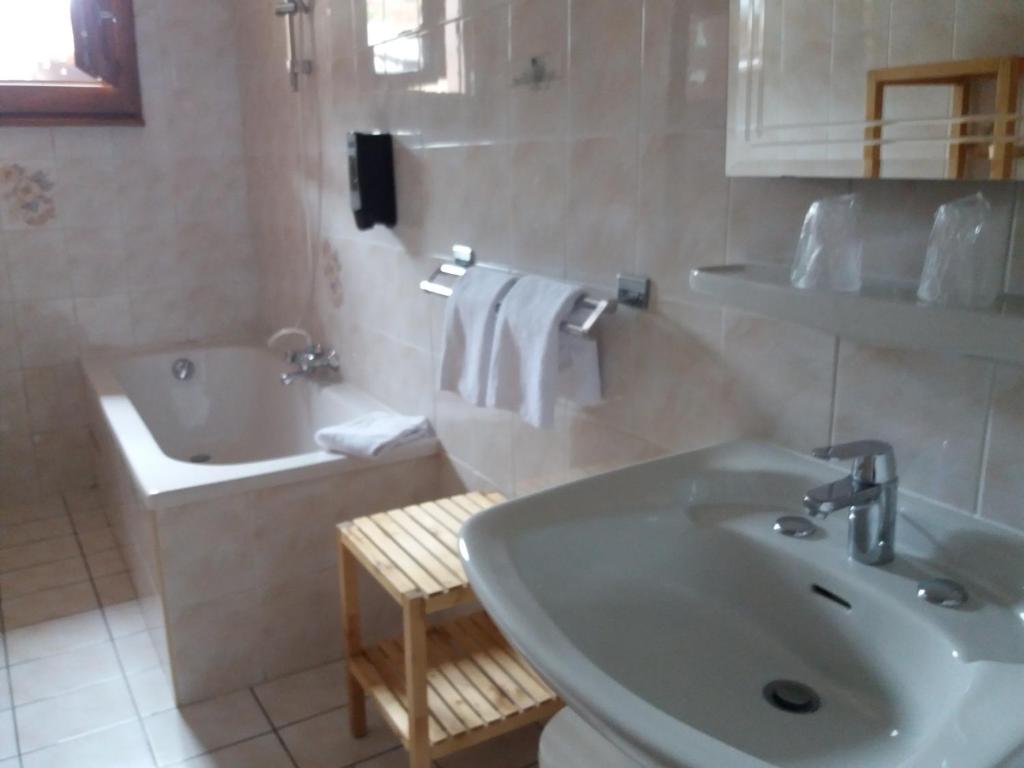 Hotel Les Airelles hotel pied des pistes 15