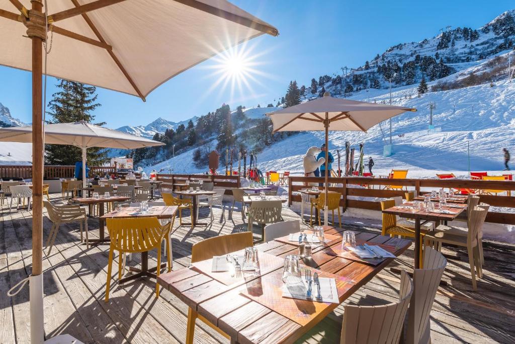 Hotel Les Arolles hotel pied des pistes 18