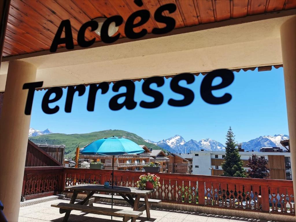 Hotel Les Bruyeres hotel pied des pistes 12