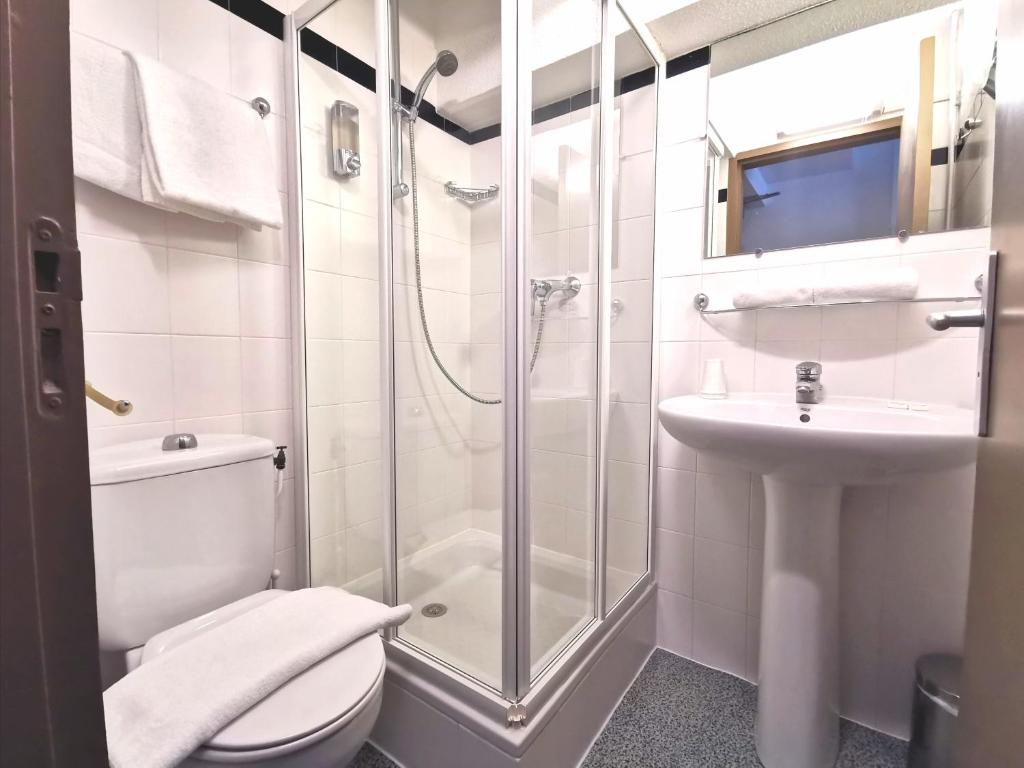 Hotel Les Bruyeres hotel pied des pistes 2