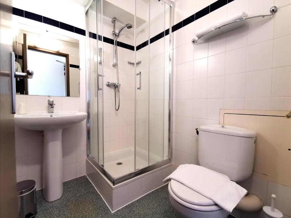 Hotel Les Bruyeres hotel pied des pistes 7