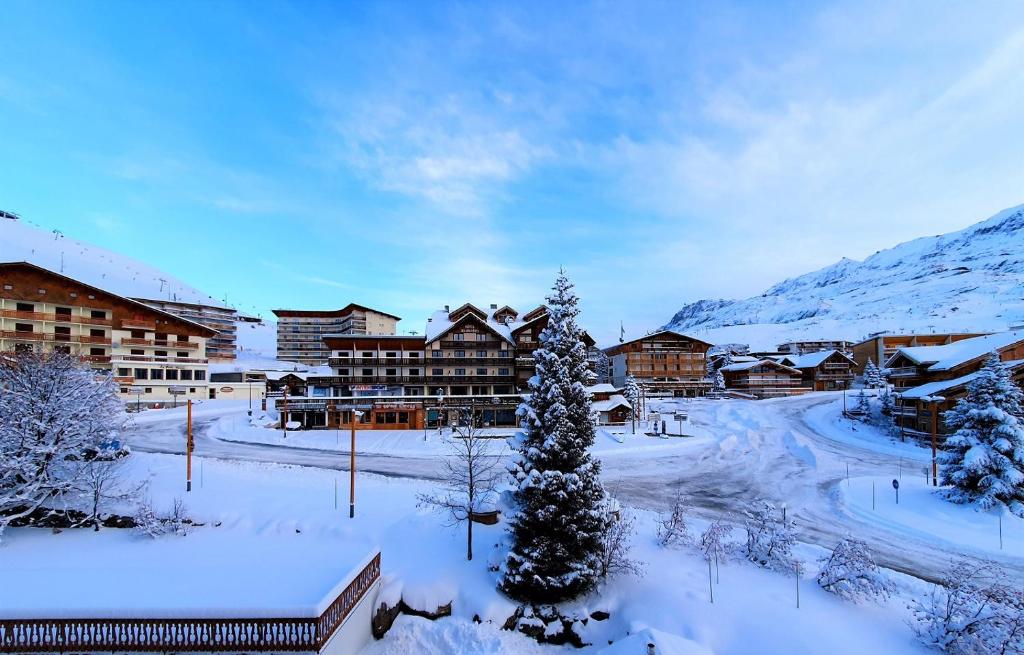 Hotel Les Bruyeres hotel pied des pistes 9