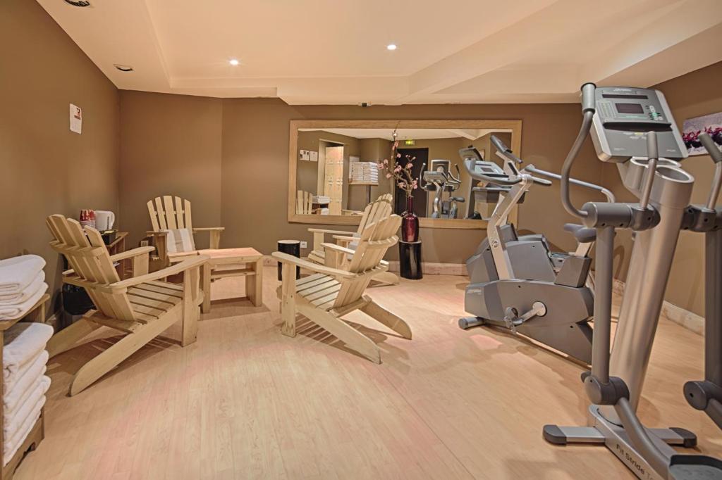 Hotel Les Menuires Les Bruyeres hotel pied des pistes 17