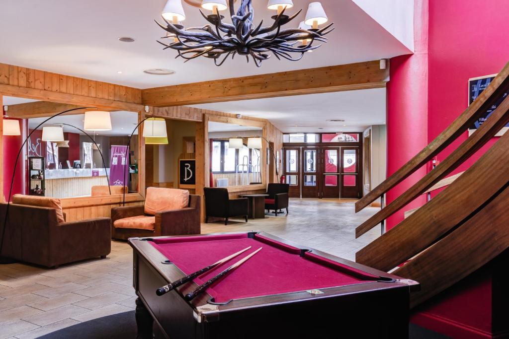 Hotel Les Menuires Les Bruyeres hotel pied des pistes 7