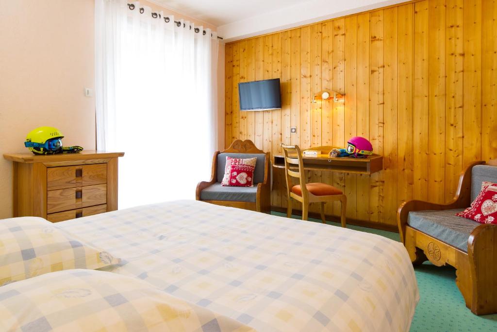 Hotel Les Soldanelles hotel pied des pistes 1