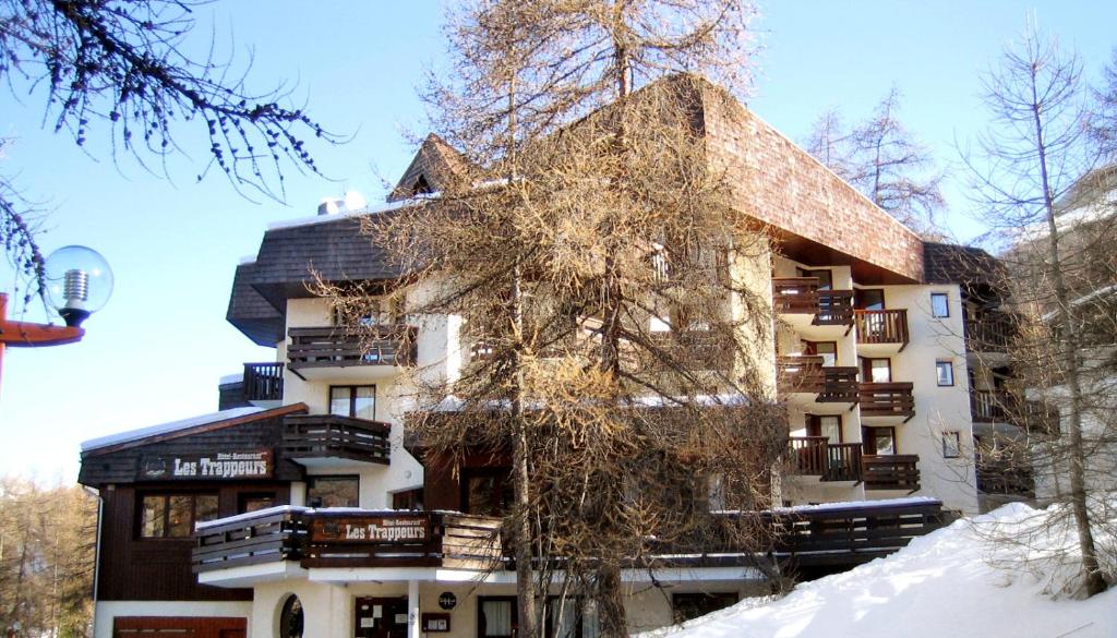 Hotel Les Trappeurs hotel pied des pistes 5