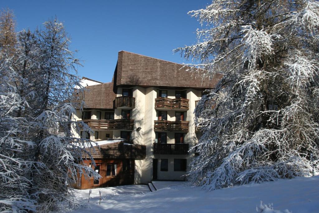 Hotel Les Trappeurs hotel pied des pistes