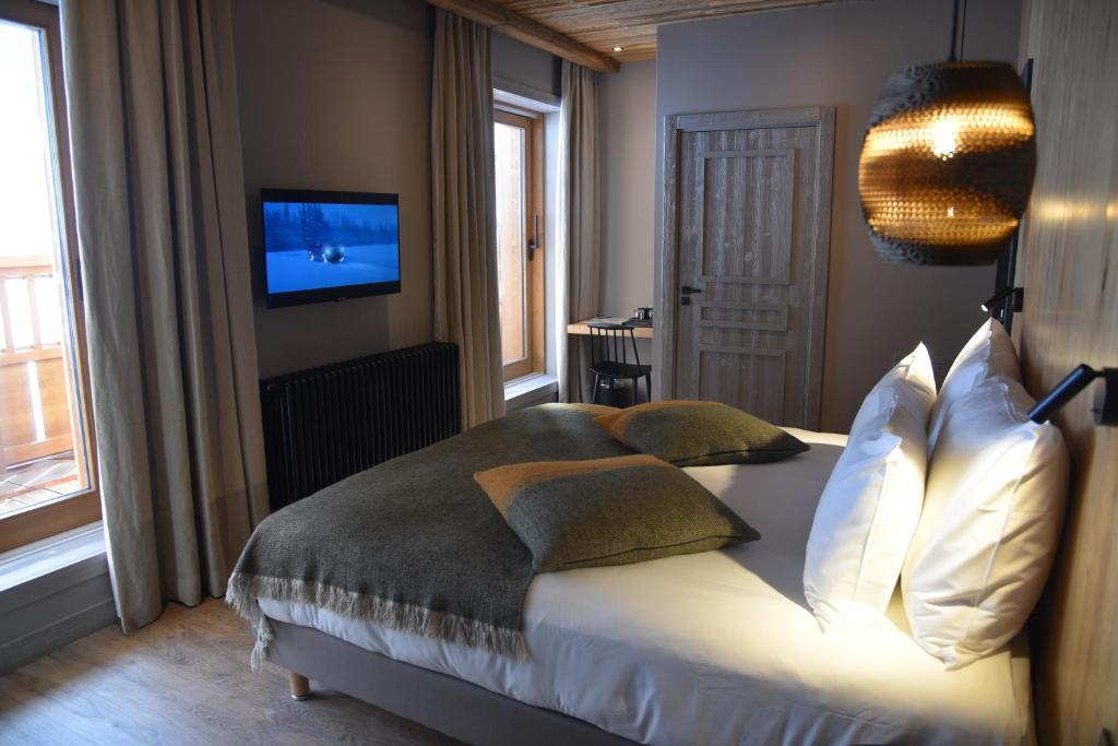 Hotel MONT BLANC VAL DISERE hotel pied des pistes 11