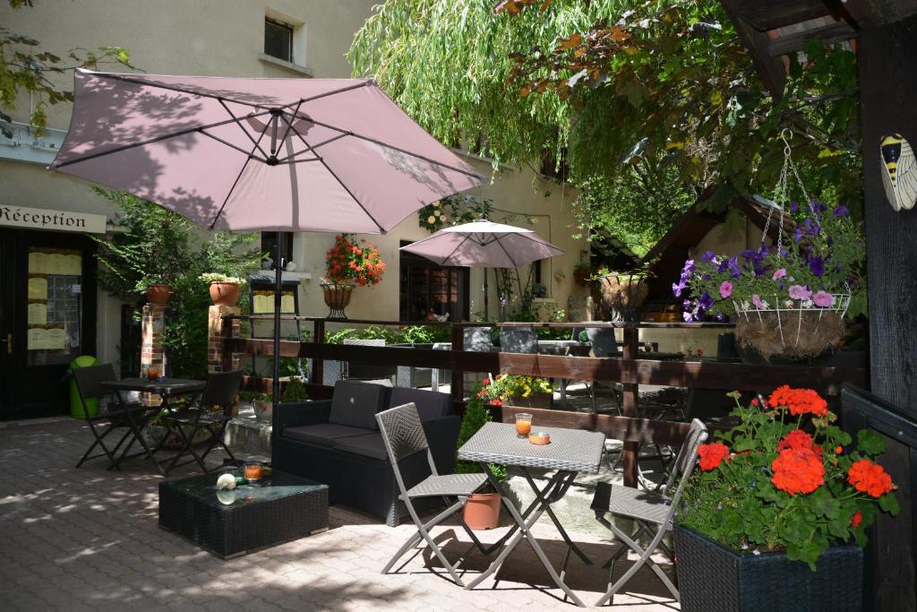 Hotel Restaurant Le Chalvet hotel pied des pistes 8
