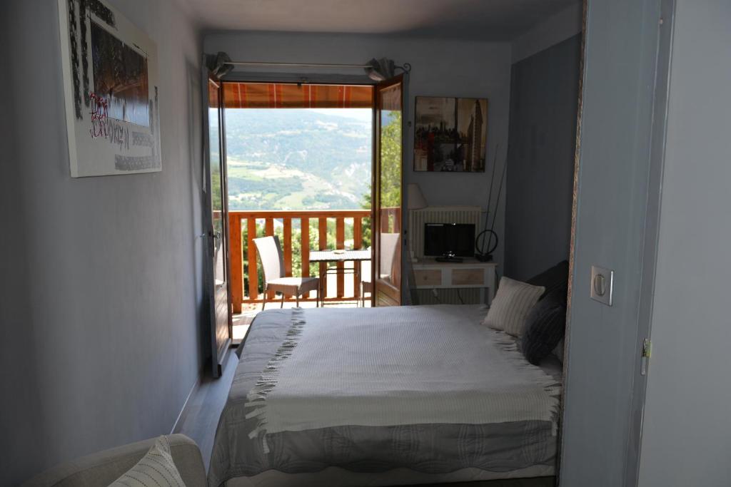 Hotel Restaurant Le Chalvet hotel pied des pistes 9