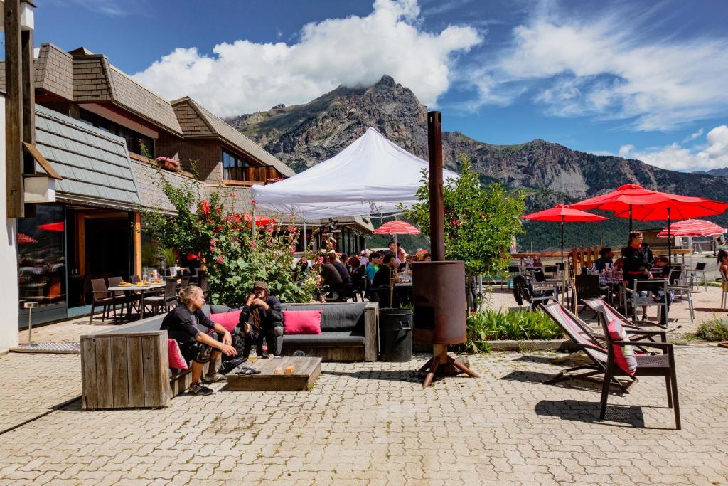 Hotel Restaurant Saint Roch hotel pied des pistes 4