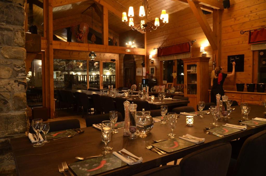 Hotel et Chalet Au Coin Du Feu Chilly Powder hotel pied des pistes 2