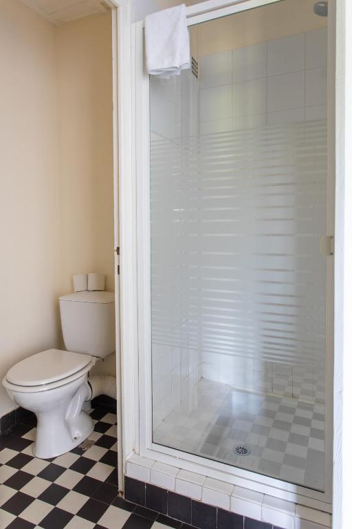 Hotel le Chamois hotel pied des pistes 13