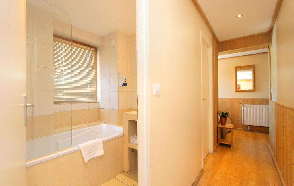 Hotel le Sherpa hotel pied des pistes 2