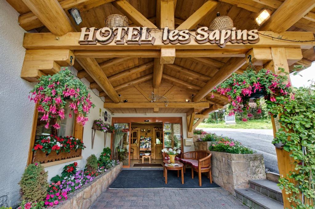 Hotel les Sapins hotel pied des pistes 14