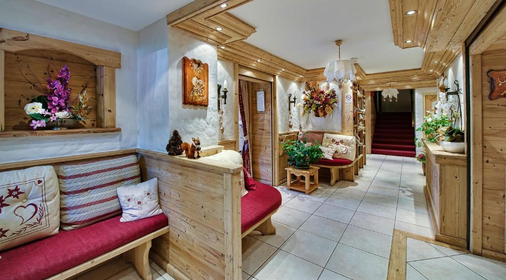 Hotel les Sapins hotel pied des pistes 18