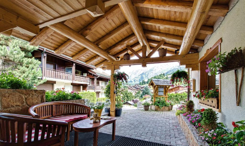 Hotel les Sapins hotel pied des pistes 4