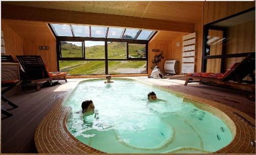 Hotel les skieurs hotel pied des pistes 3