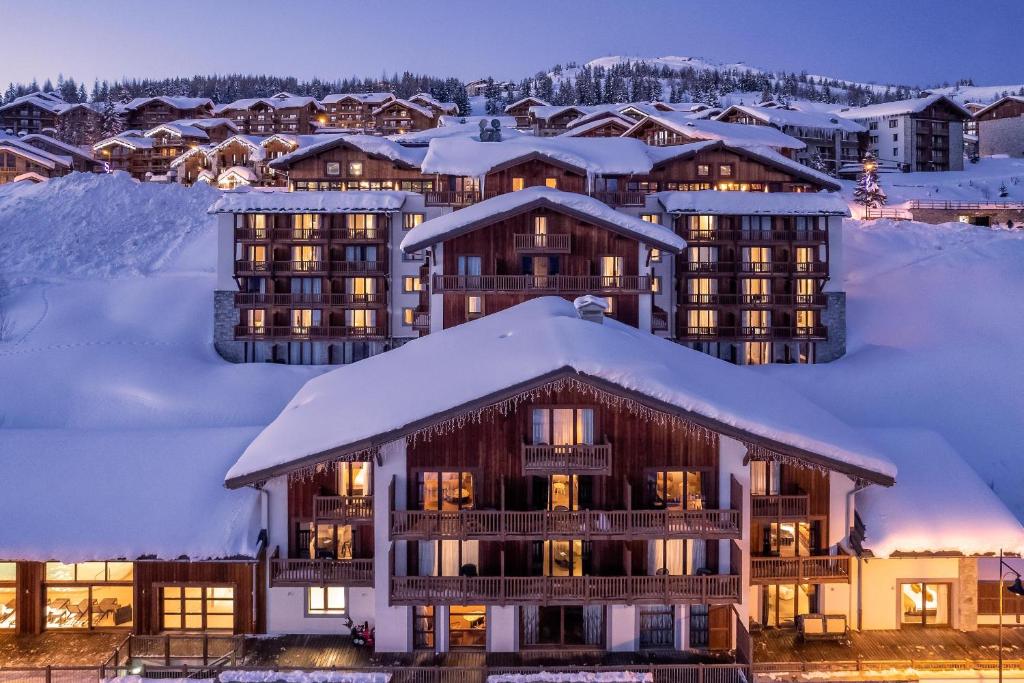 ILY Hotels Spa La Rosiere hotel pied des pistes 11