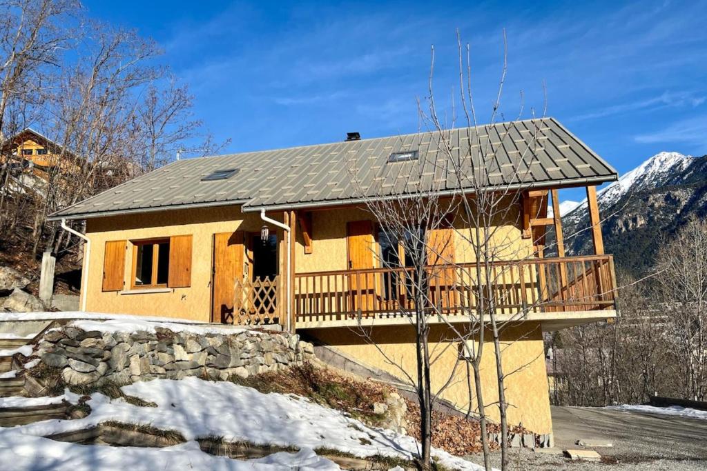 Joli triplex avec jardin et vue gite pied des pistes 16