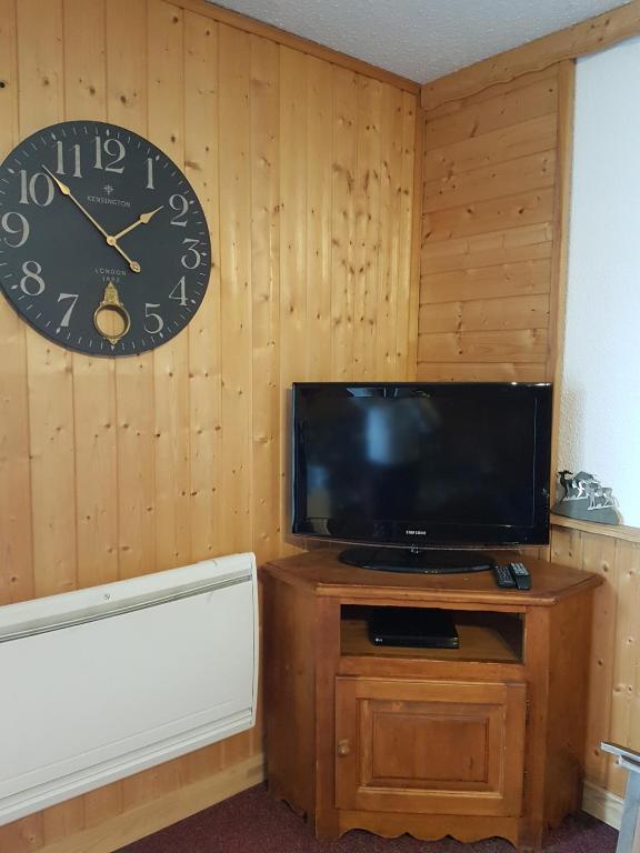 Kandahar 202 Les Deux Alpes Plein centre station 32m2 appartement pied des pistes 7