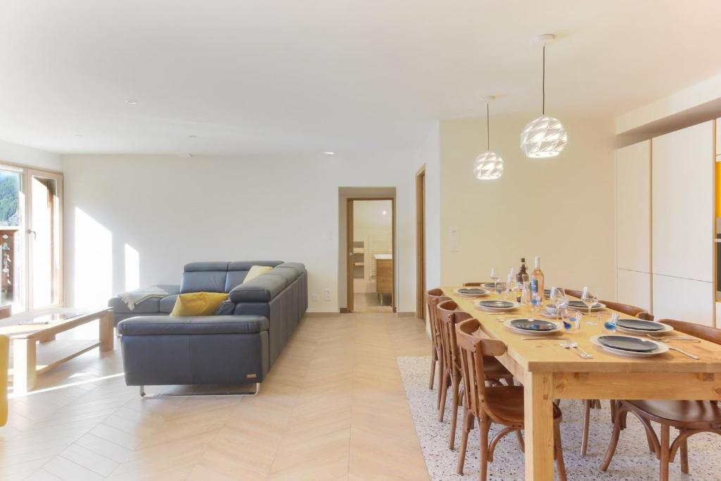 LAbeille Renovated 4 bedroom 8 person 110sqm Views appartement pied des pistes 11