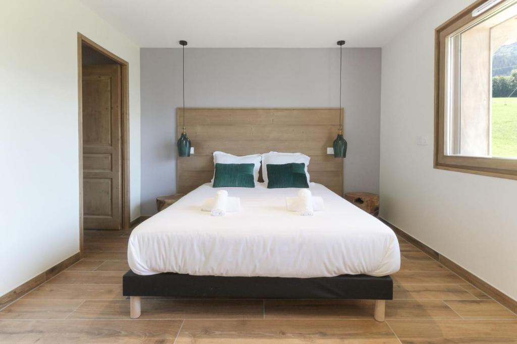 LAbeille Renovated 4 bedroom 8 person 110sqm Views appartement pied des pistes 17