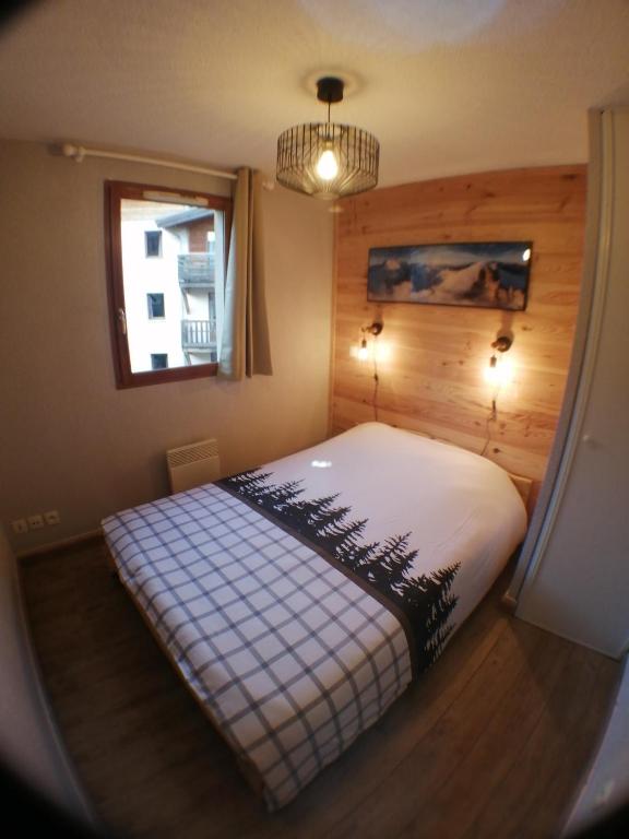 LAlpin Appartement 2ch au pied des pistes tarif lits faits et linge de toilette compris appartement pied des pistes 10