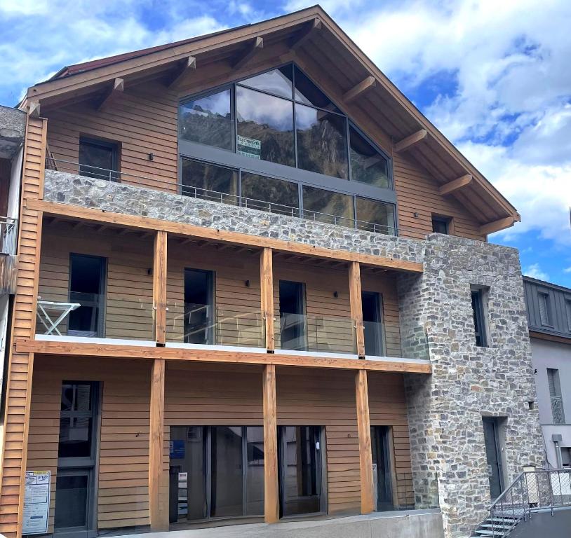 LE CHOUCAS LA MONGIE appartement pied des pistes 15